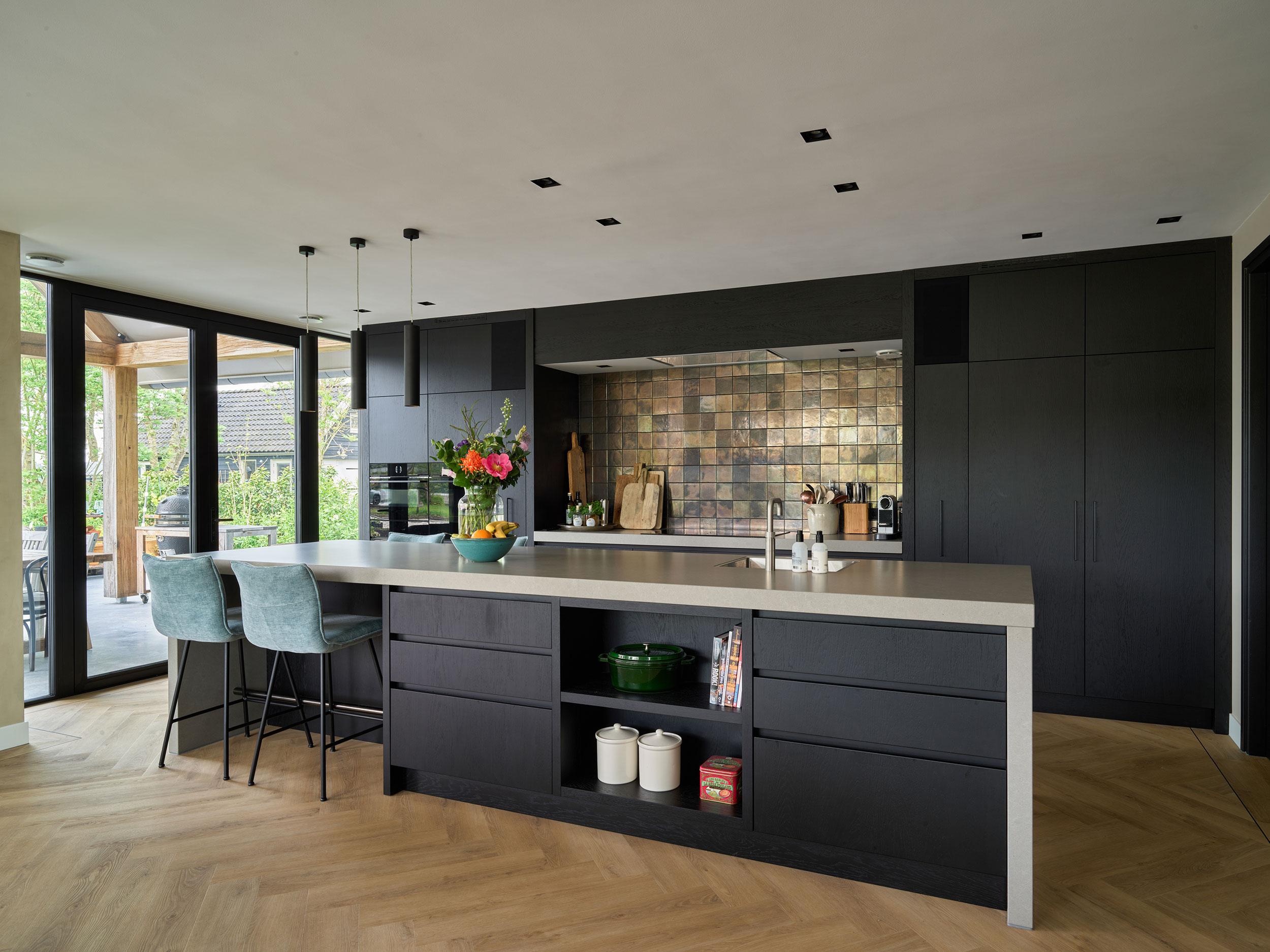 Akoestisch plafond keuken villa kamerik